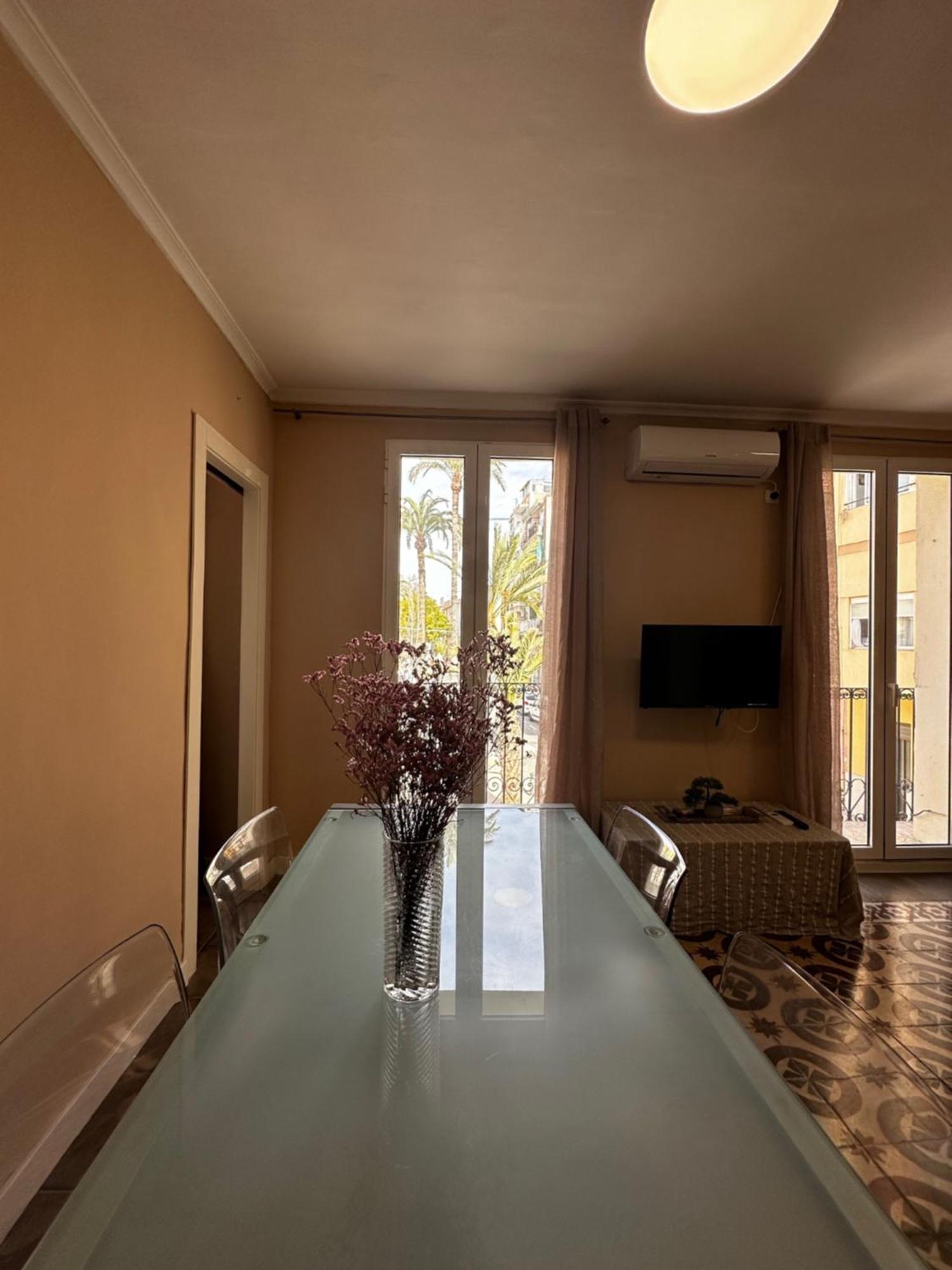 Apartment City Centre Аликанте Экстерьер фото